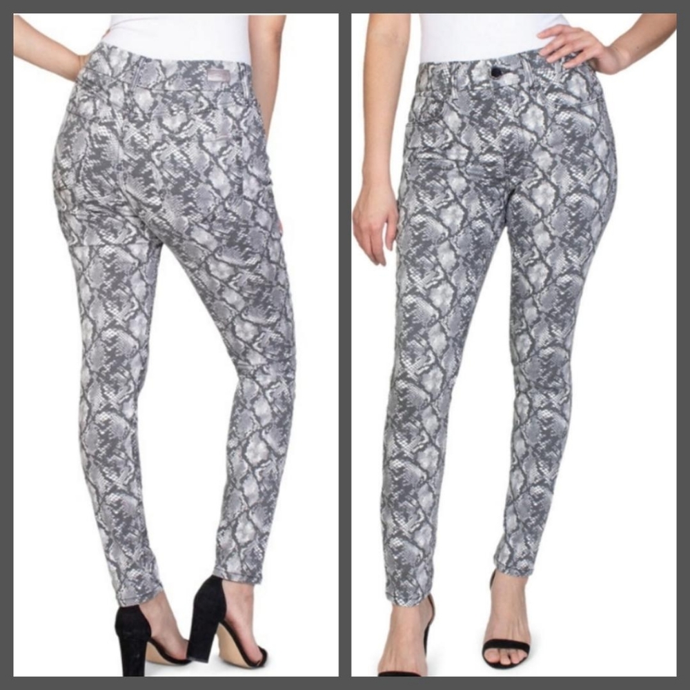 🆕️Seven7 Women's High Rise Tummyless Jeans In Natural Snake Color (Various Size